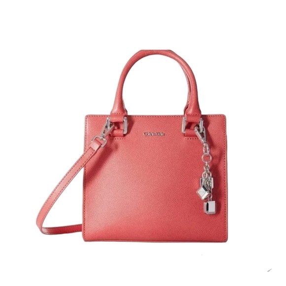 Calvin Klein Logan Leather Bag in Rose Quartz - Picture 1 of 12